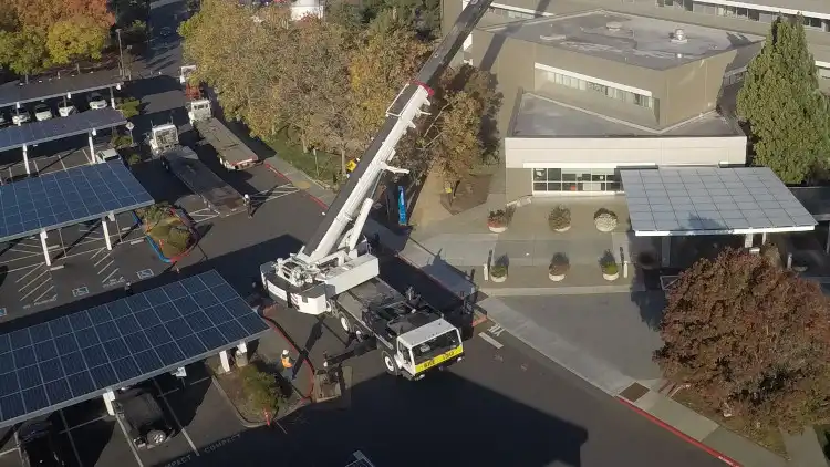 Setting a roof top unit at Kaiser Permanente in Santa Rosa, CA